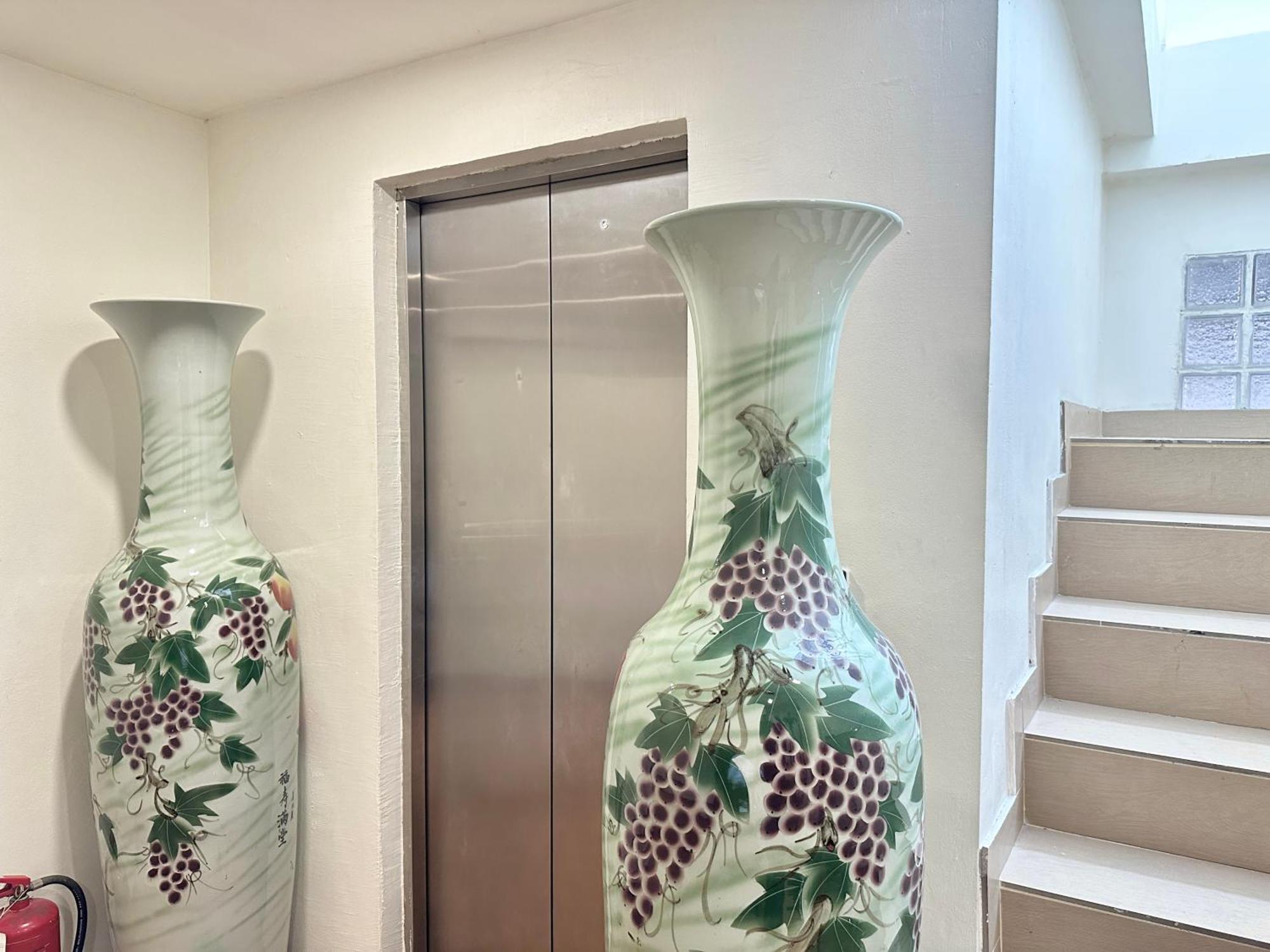 OYO 432 Longzhu Guesthouse Bangkok Ngoại thất bức ảnh