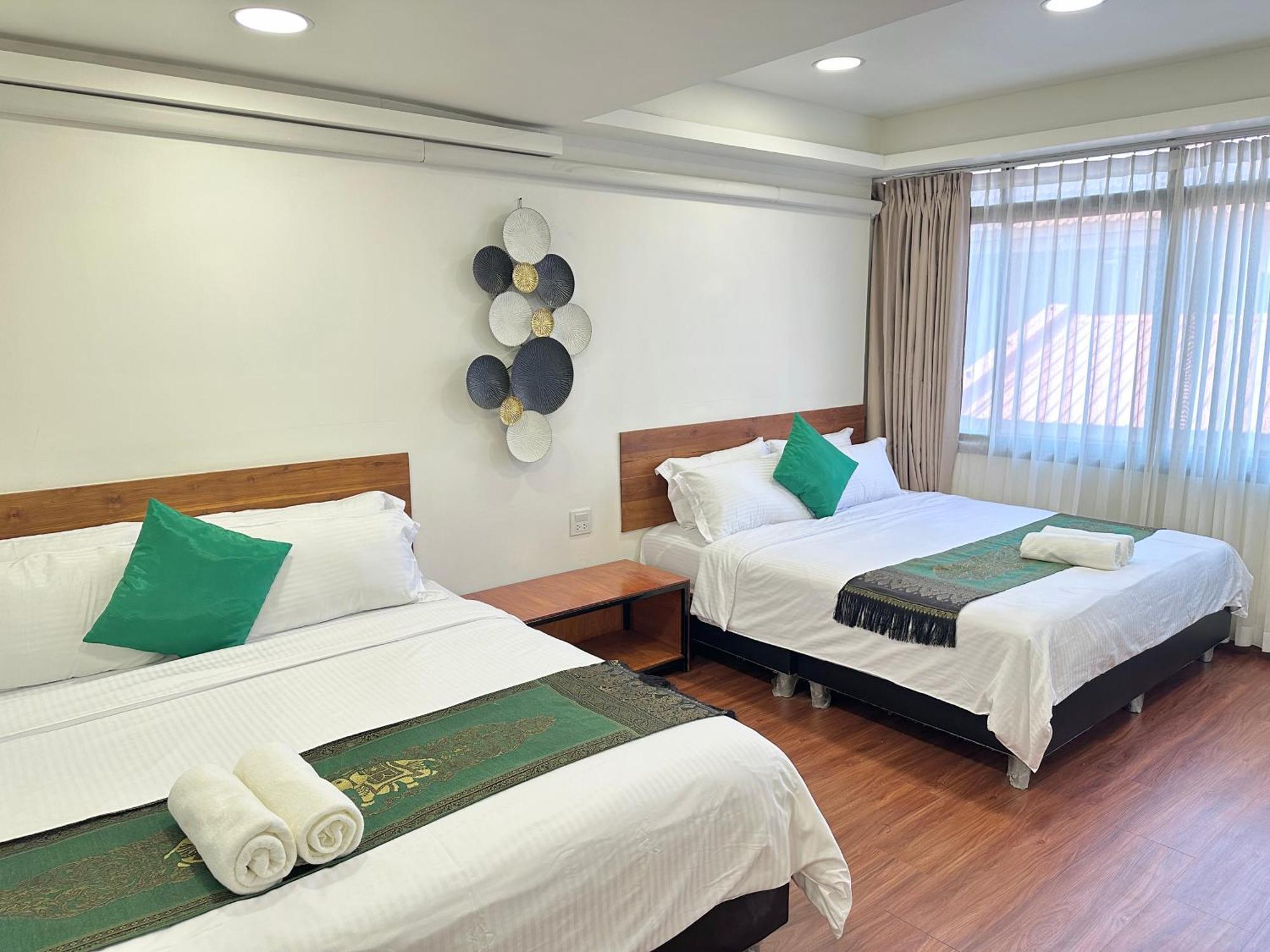 OYO 432 Longzhu Guesthouse Bangkok Ngoại thất bức ảnh