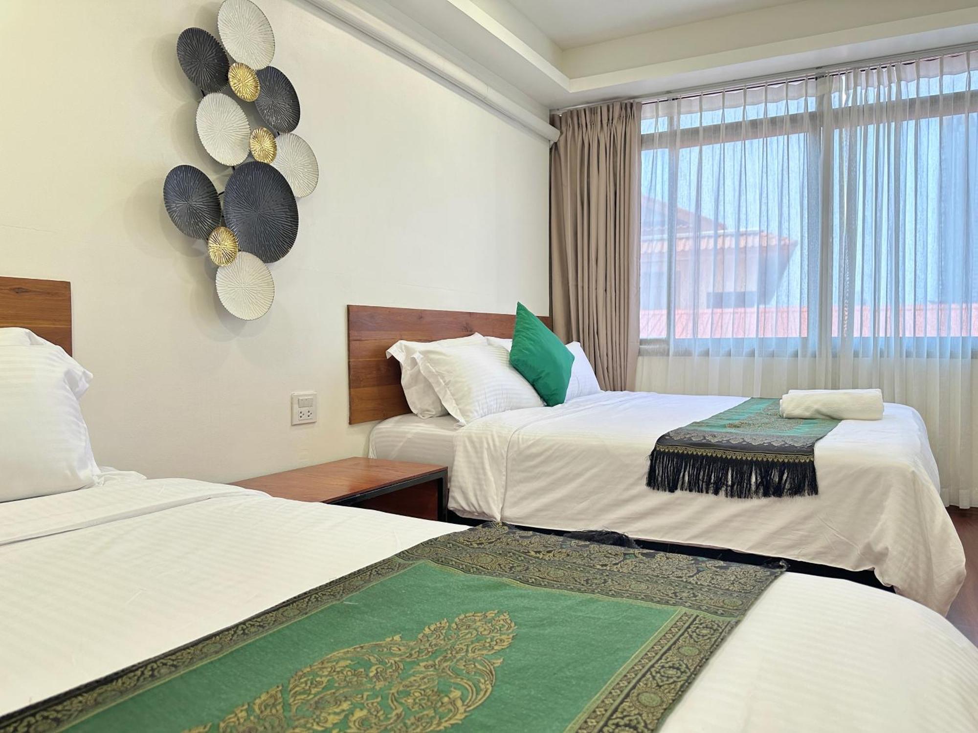 OYO 432 Longzhu Guesthouse Bangkok Ngoại thất bức ảnh