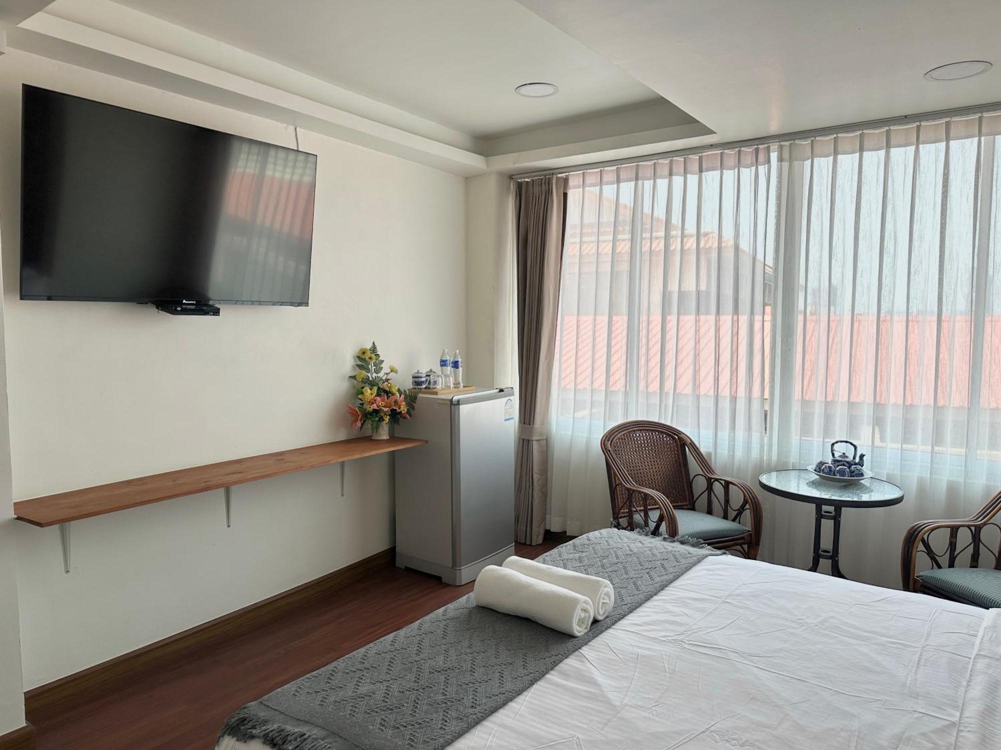 OYO 432 Longzhu Guesthouse Bangkok Ngoại thất bức ảnh